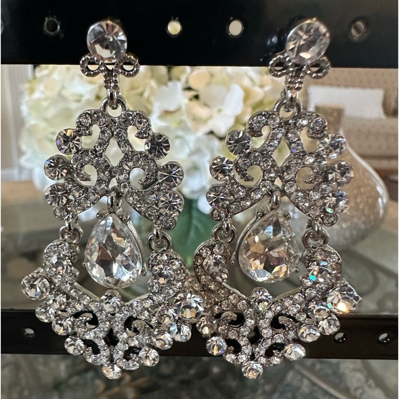 Jewelry - Rhinestone Dangle Earrings